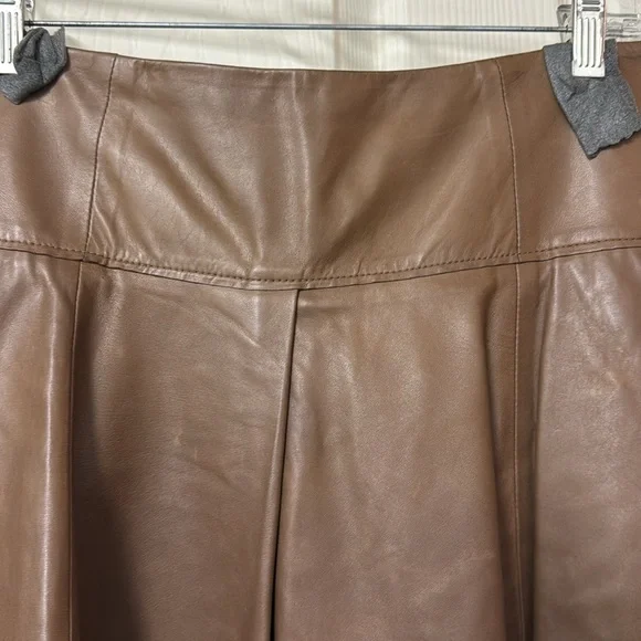 Brunello Cucinelli brown leather pleated skirt with pockets